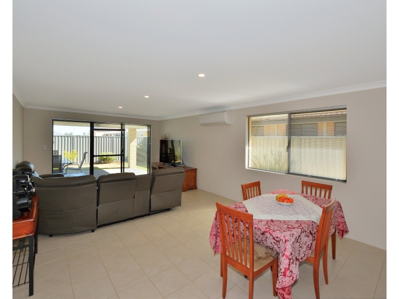 38 Pegus Meander, South Yunderup WA 6208
