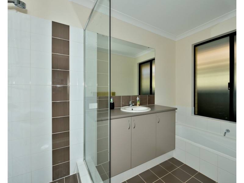 38 Pegus Meander, South Yunderup WA 6208