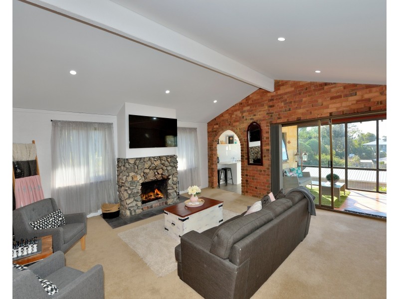 12 Dalrymple Terrace, Halls Head WA 6210