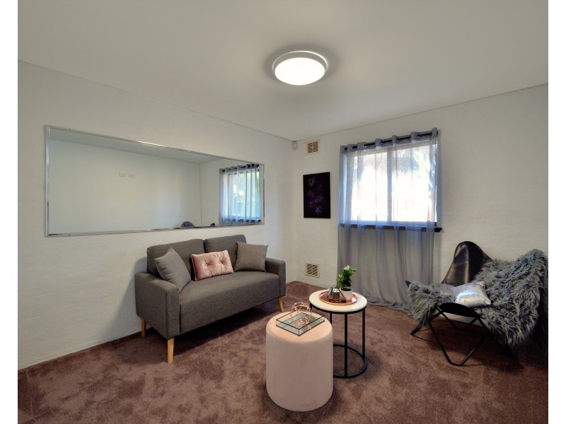 12 Dalrymple Terrace, Halls Head WA 6210