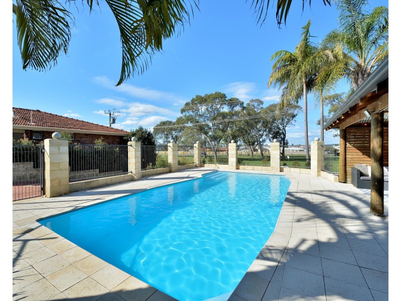 12 Dalrymple Terrace, Halls Head WA 6210