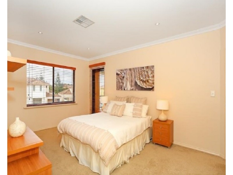 5 Port Quays, Wannanup WA 6210