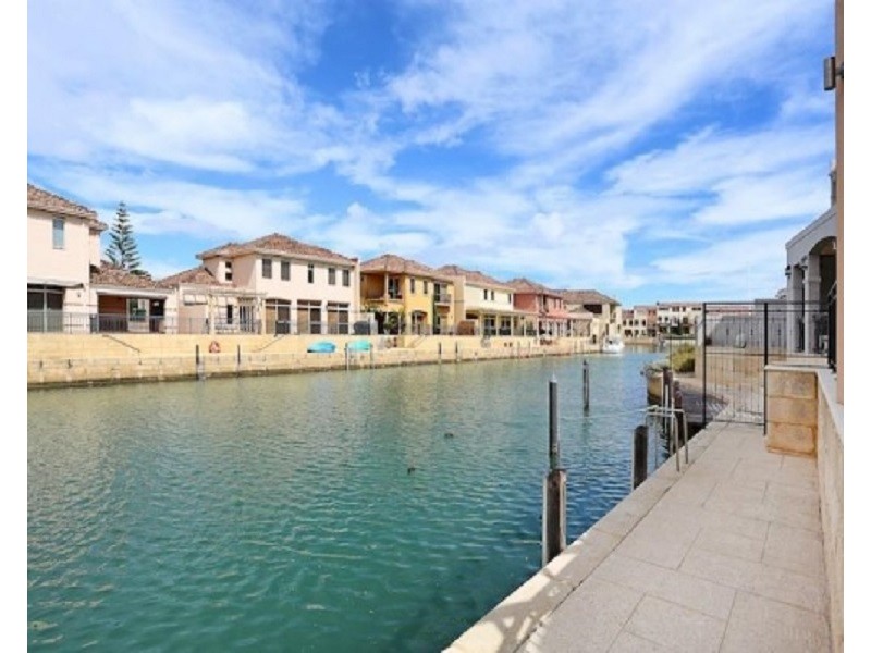 5 Port Quays, Wannanup WA 6210