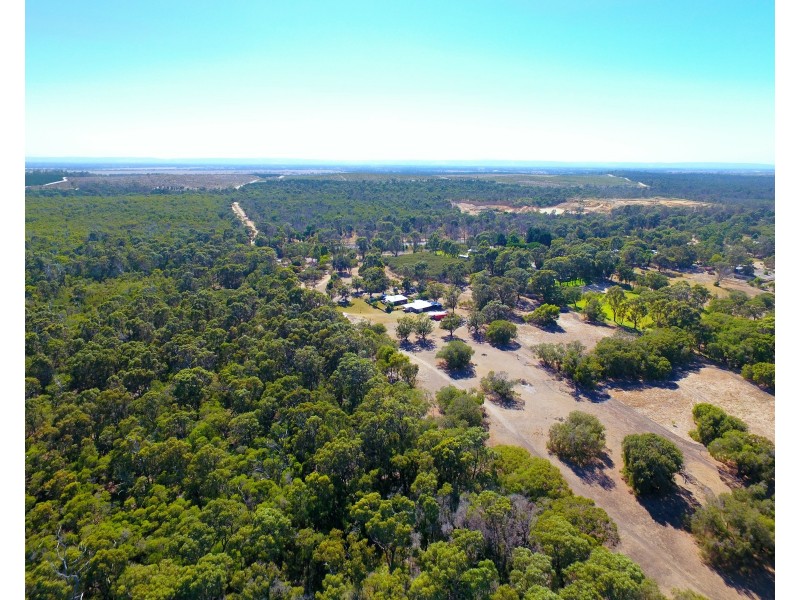 4 Haub Road, Lake Clifton WA 6215