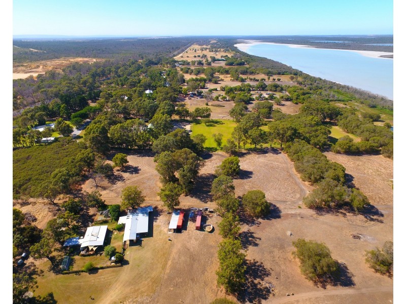 4 Haub Road, Lake Clifton WA 6215
