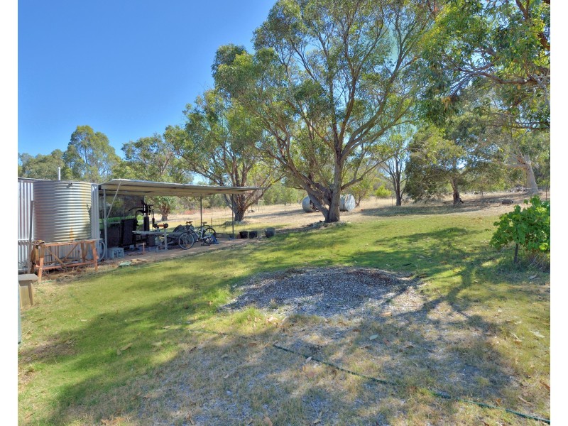 4 Haub Road, Lake Clifton WA 6215