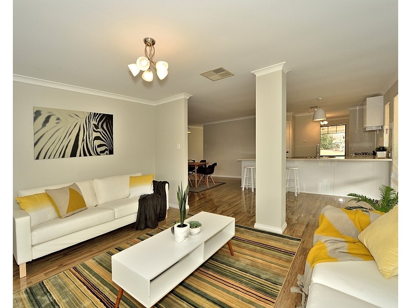 2 Meda Close, Greenfields WA 6210