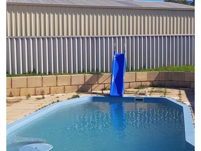 33 Casula Avenue, Coodanup WA 6210