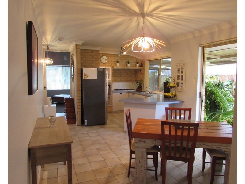 3A Windermere Way, Greenfields WA 6210