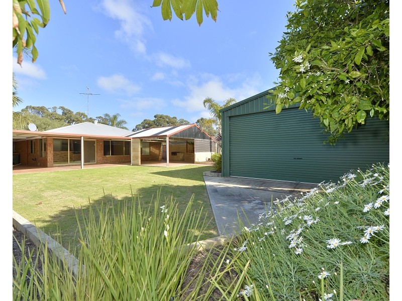 27 Reynolds Avenue, Greenfields WA 6210