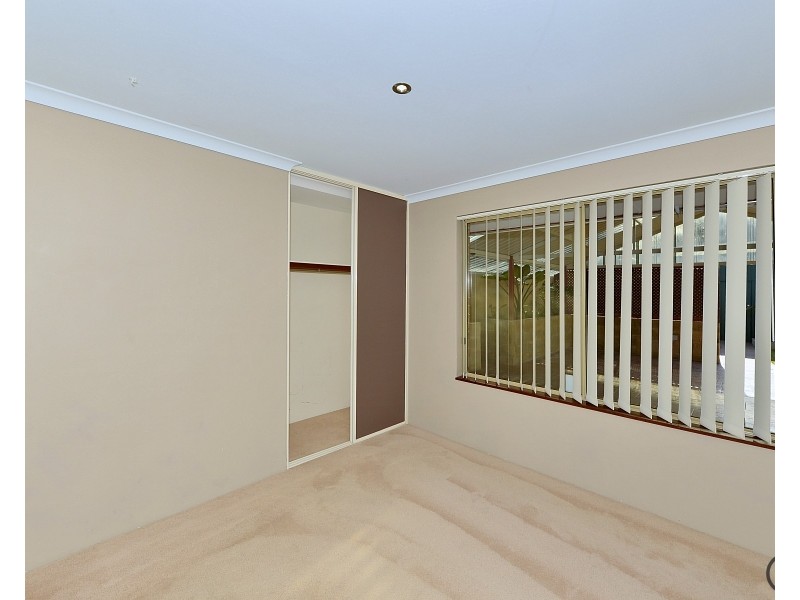 27 Reynolds Avenue, Greenfields WA 6210