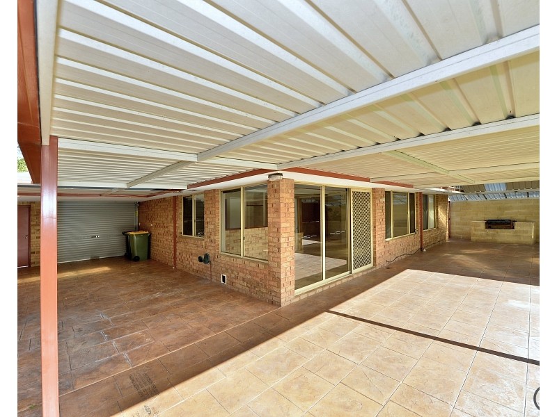 27 Reynolds Avenue, Greenfields WA 6210