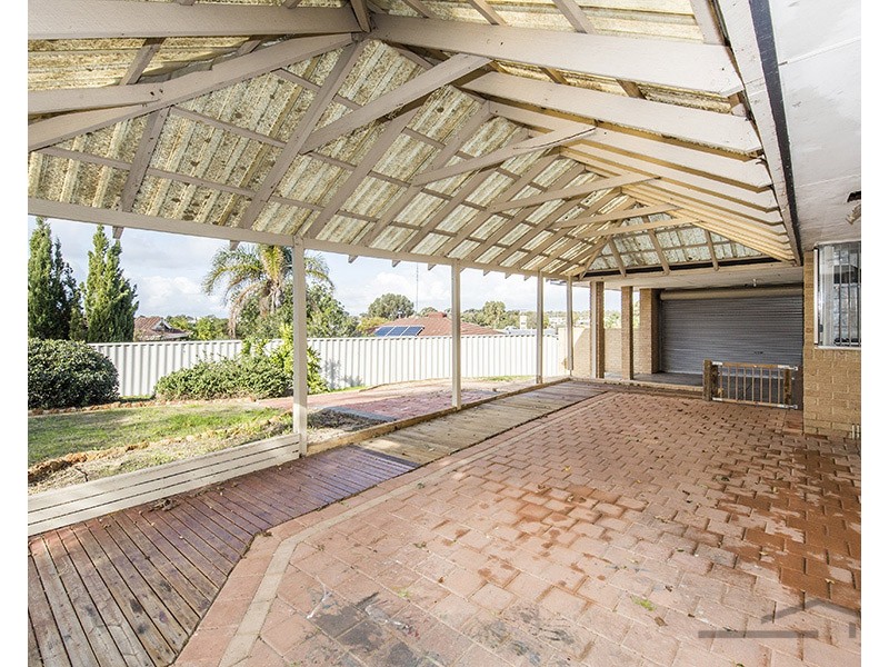 12 Malabor Mews, Halls Head WA 6210