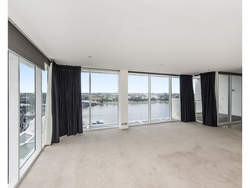 704/1 Marco Polo Drive, Mandurah WA 6210