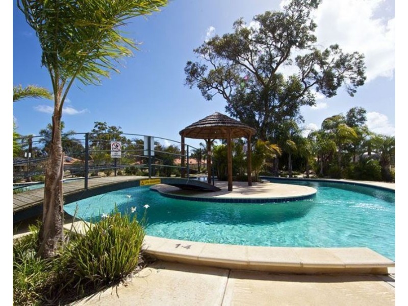 10 Illyarrie Avenue, Falcon WA 6210