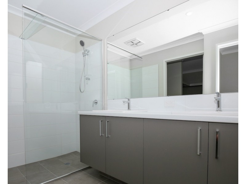 32 Navigator Loop, Erskine WA 6210