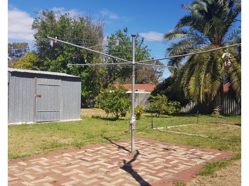2 Josbury Close, Coodanup WA 6210