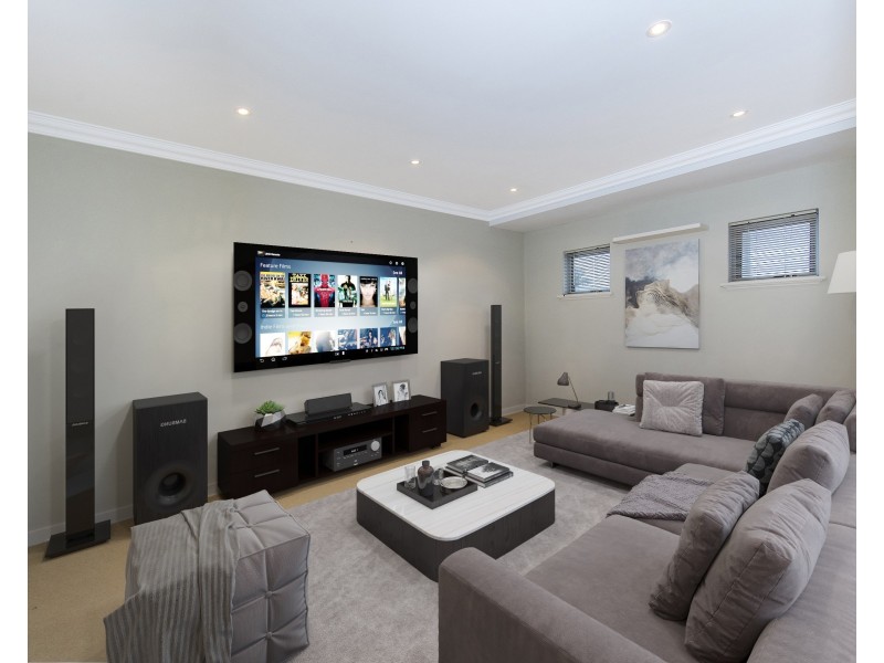 18 Caspian Drive, Wannanup WA 6210