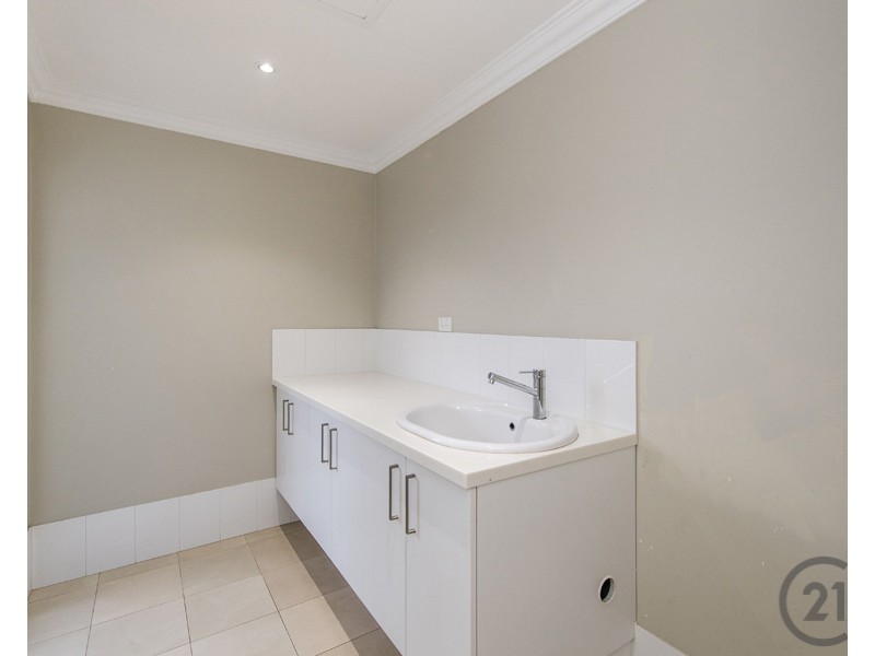 18 Caspian Drive, Wannanup WA 6210