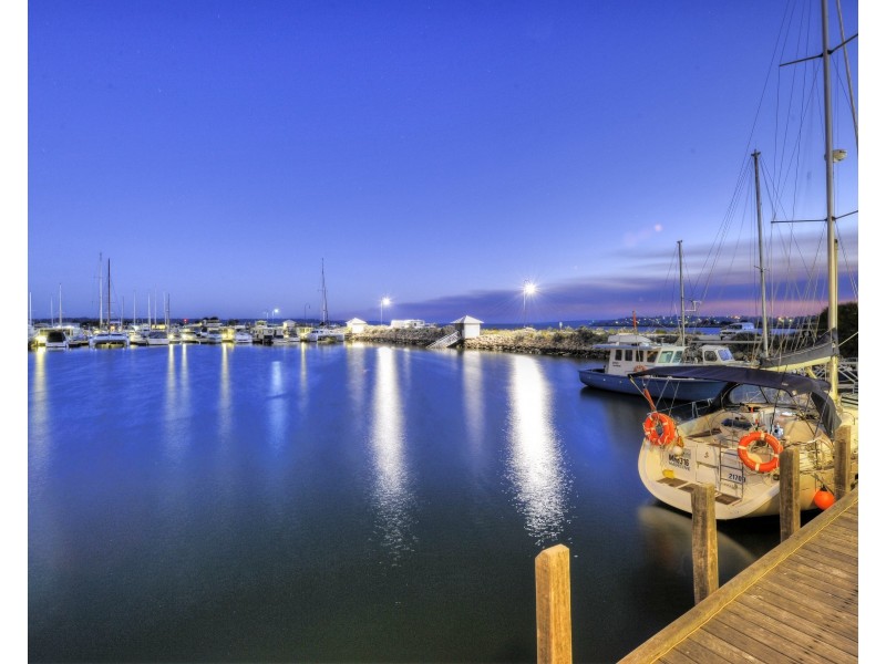 79 Queen Parade, Wannanup WA 6210