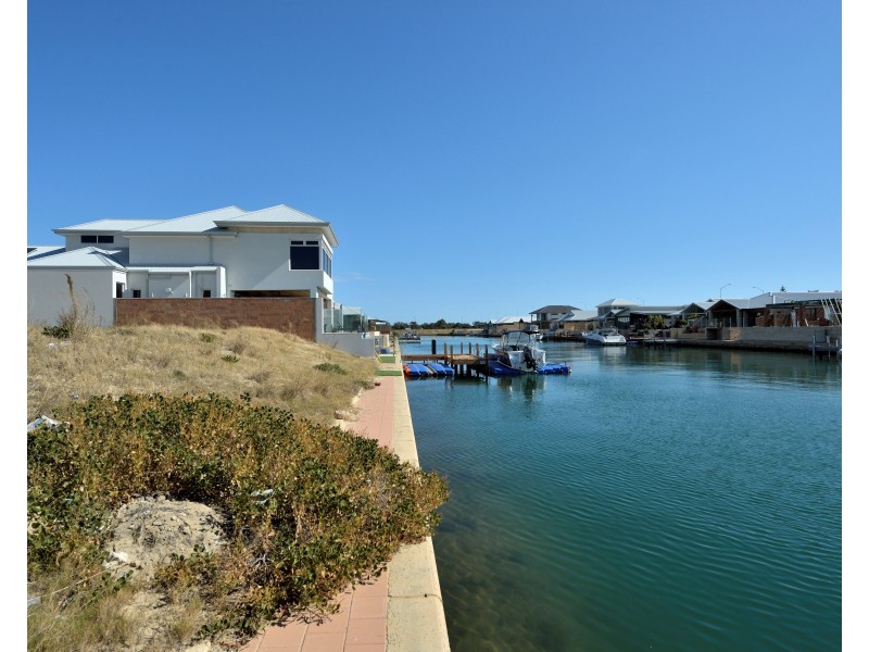 6 Europa Place, Dudley Park WA 6210