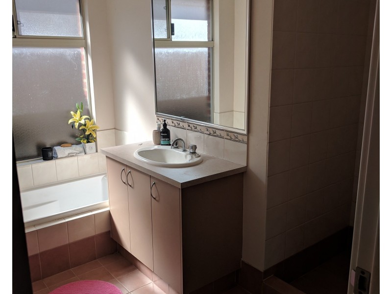 7 Albina Chase, Lakelands WA 6180