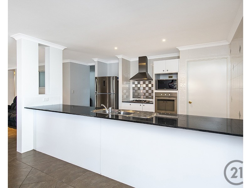 9 Durack Street, Coodanup WA 6210