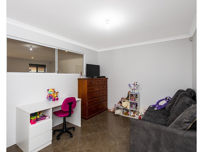 9 Durack Street, Coodanup WA 6210