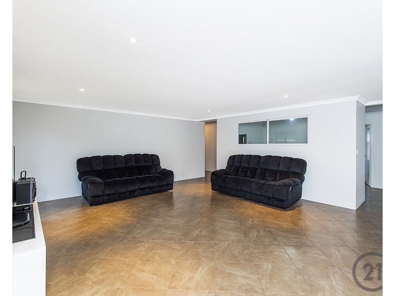 9 Durack Street, Coodanup WA 6210