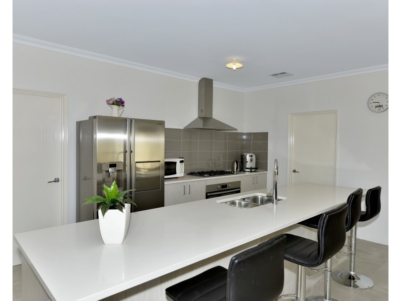 8 Norseman Way, Dawesville WA 6211