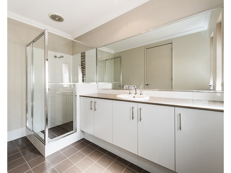 19 / 2 The Pass, Dawesville WA 6211