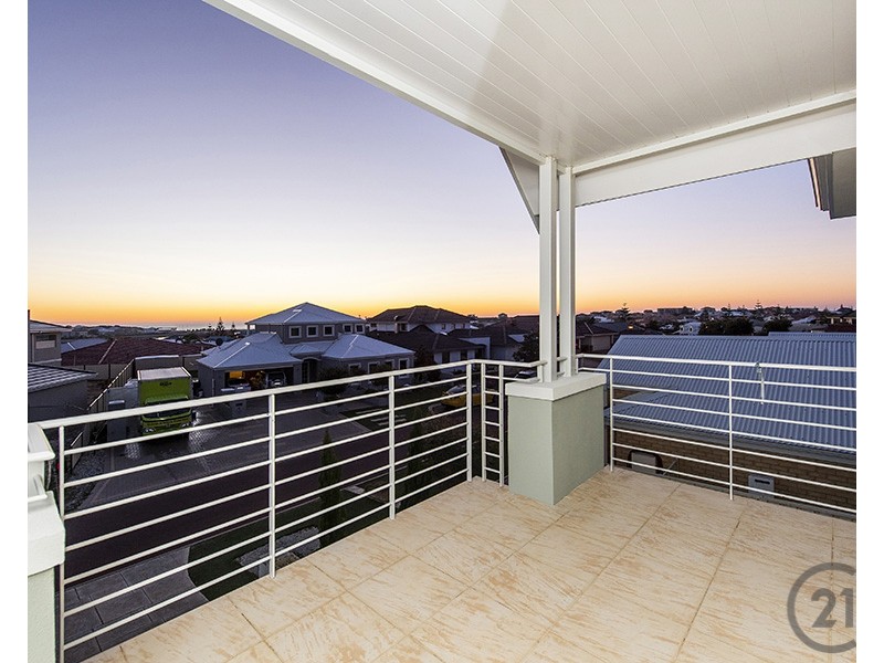 17 Australis Circle, Wannanup WA 6210