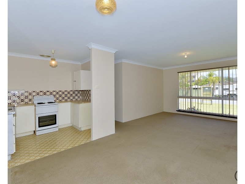 96 Hickman Road, Silver Sands WA 6210