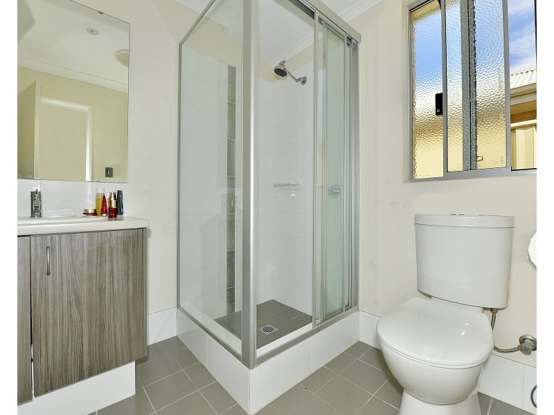 148 Badgerup Avenue, Lakelands WA 6180