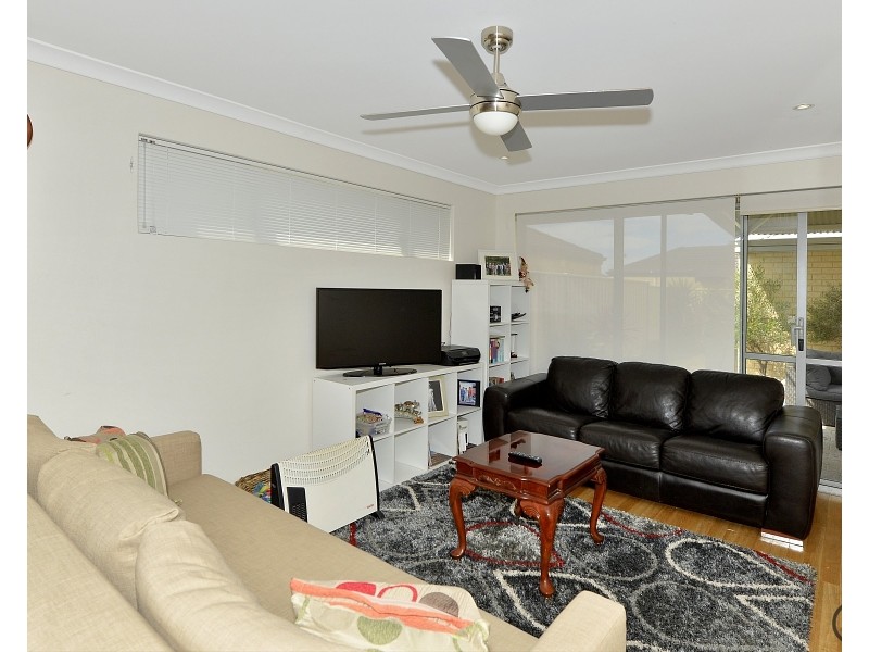 148 Badgerup Avenue, Lakelands WA 6180