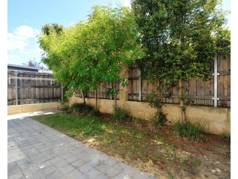 39 Middleton Loop, Meadow Springs WA 6210