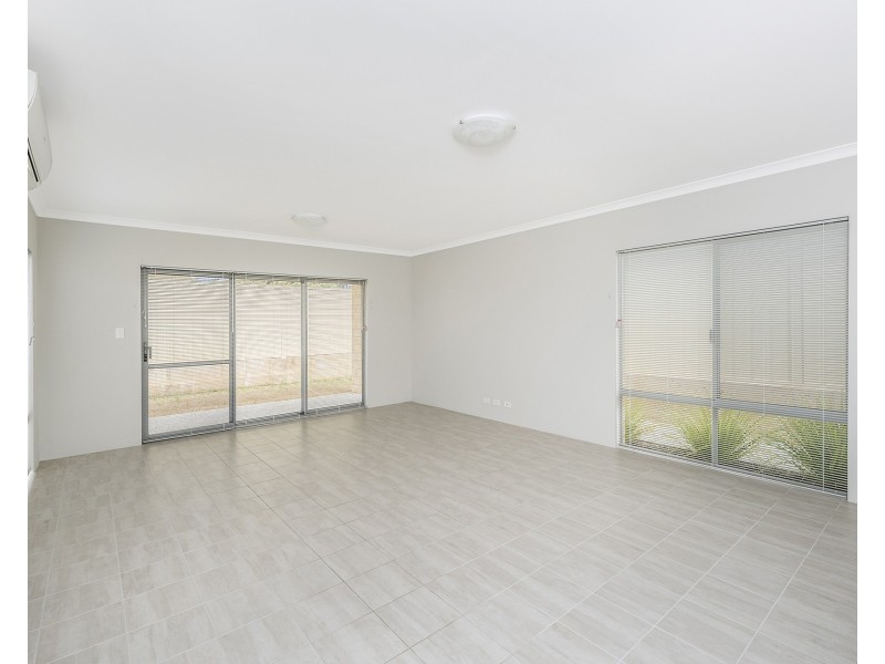 24 Quendamia Lane, Mandurah WA 6210