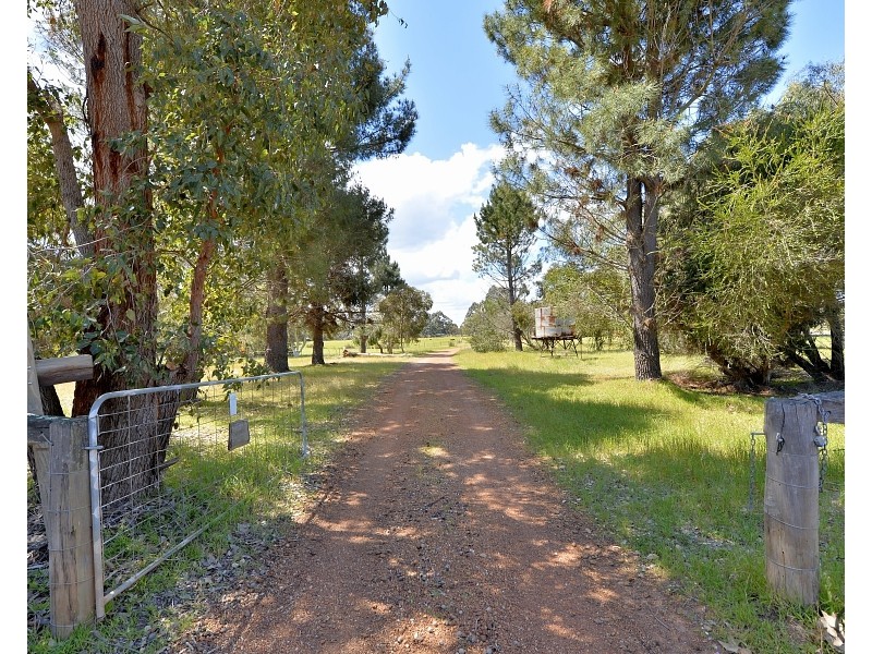 30 Paperbark Place, West Pinjarra WA 6208