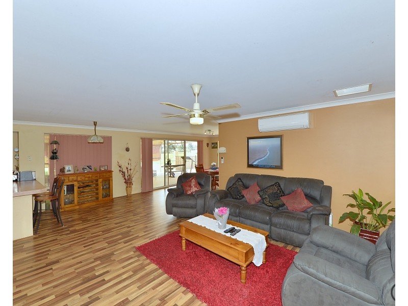 30 Paperbark Place, West Pinjarra WA 6208