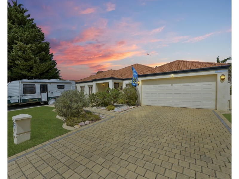 17 Prestwick Green, Meadow Springs WA 6210