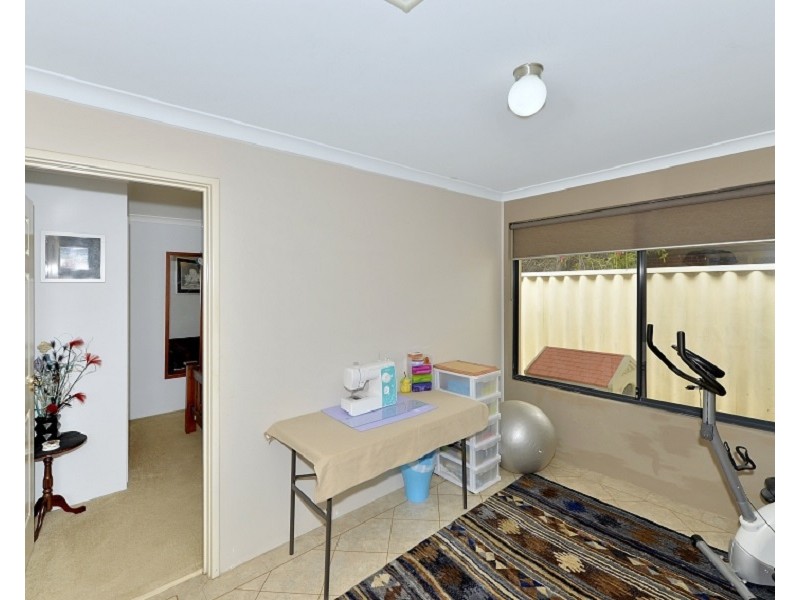 17 Prestwick Green, Meadow Springs WA 6210