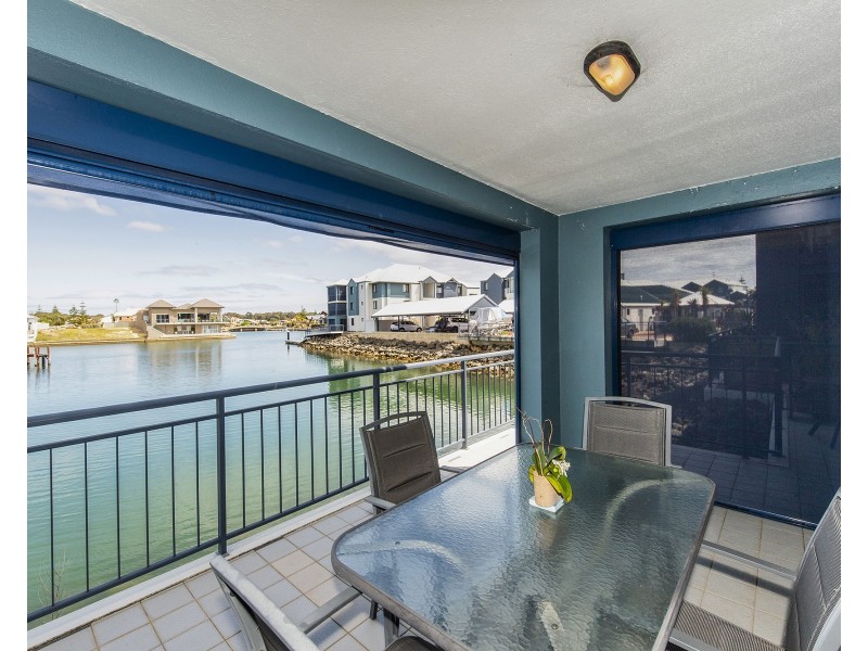 45/206 Mary Street, Halls Head WA 6210