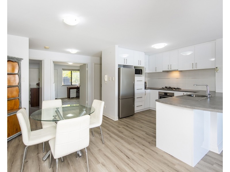 45/206 Mary Street, Halls Head WA 6210