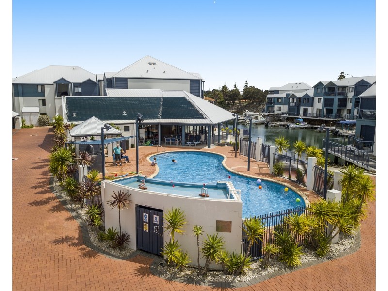 45/206 Mary Street, Halls Head WA 6210