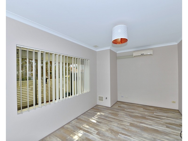 1/6 Binnar Court, Erskine WA 6210