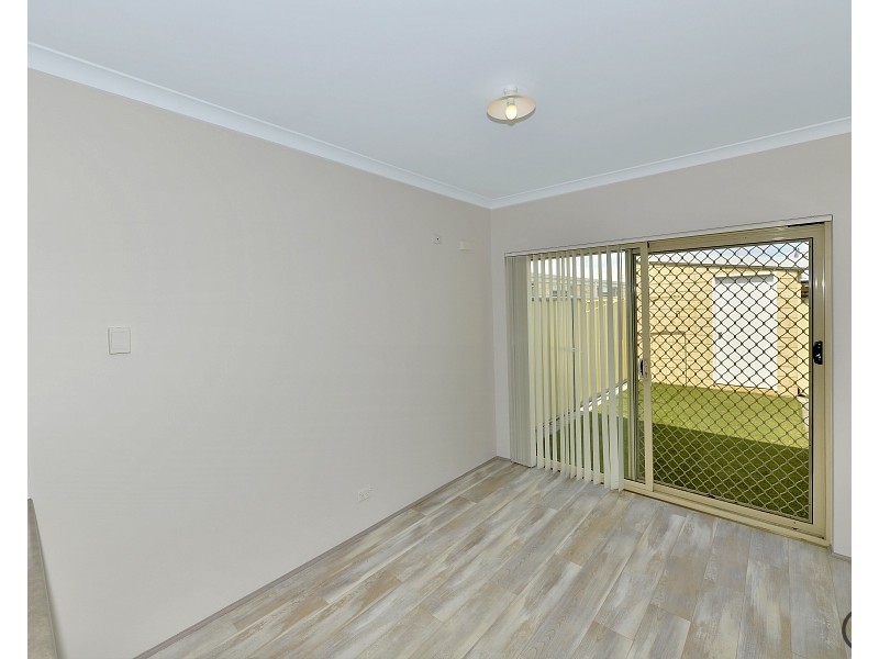 1/6 Binnar Court, Erskine WA 6210