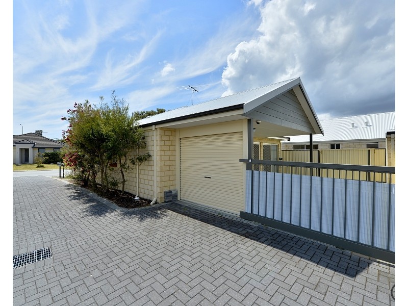 1/6 Binnar Court, Erskine WA 6210