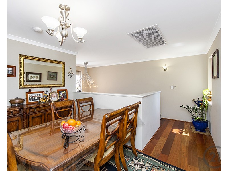 23 Wedgetail Retreat, Halls Head WA 6210