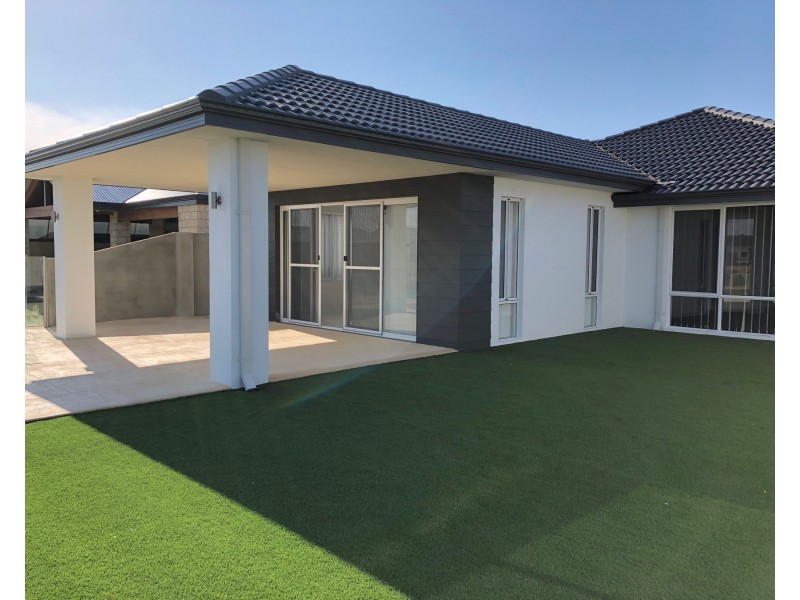 93 Waterlily Drive, Dudley Park WA 6210