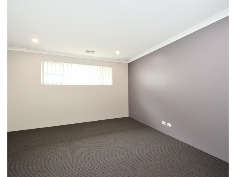 93 Waterlily Drive, Dudley Park WA 6210